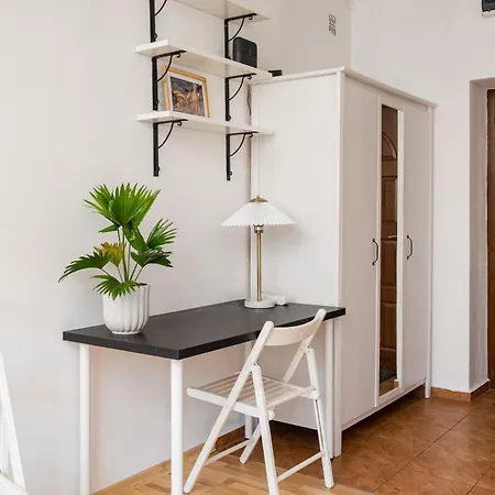 Balladyny Homey By Bookinghost Lejlighed