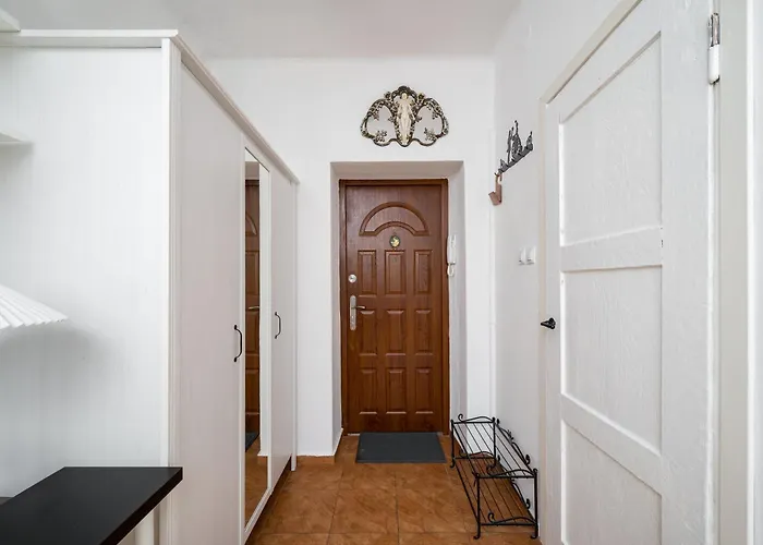 Balladyny Homey By Bookinghost